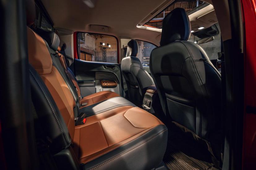 Chi tiết Ford Maverick 2022 vừa ra mắt - Ảnh 13