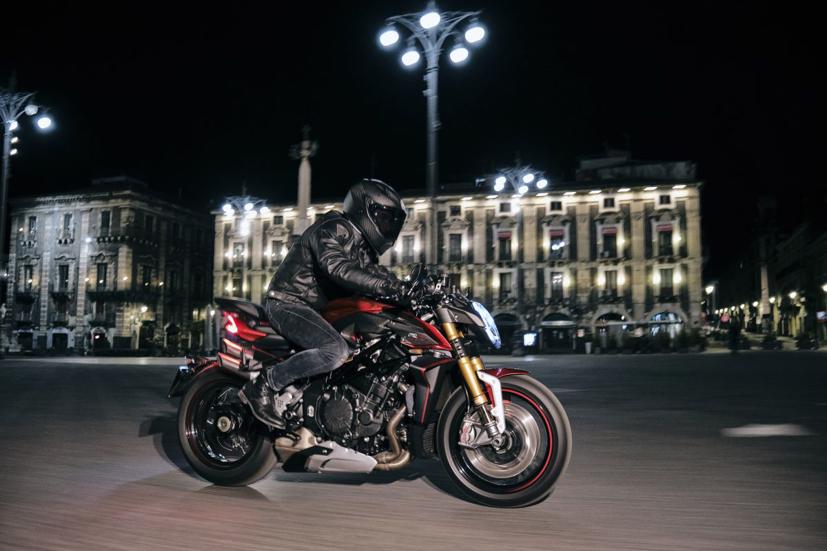 MV Agusta Brutale 1000 RR 2021: Hầm hố, đẳng cấp với sức mạnh 208 m&#227; lực - Ảnh 1