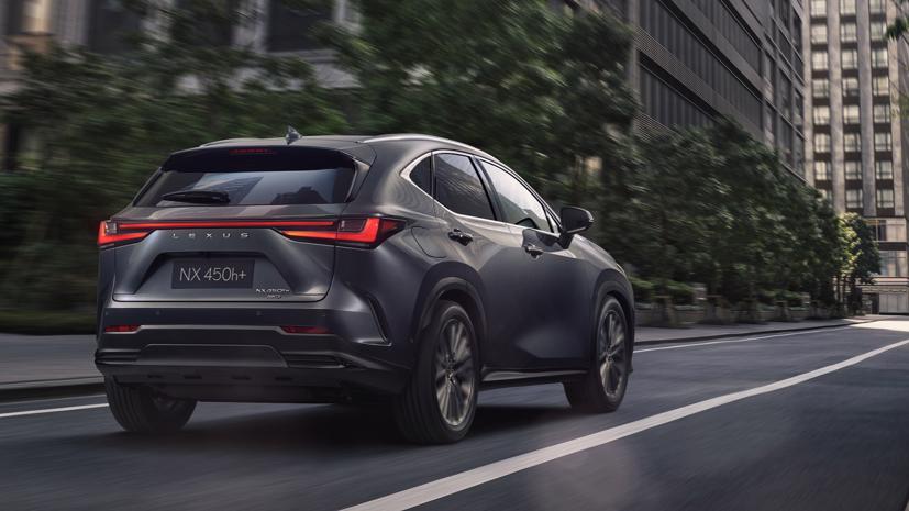Lexus NX 2022 ch&#237;nh thức ra mắt, động cơ sạc điện PHEV đầu ti&#234;n - Ảnh 1