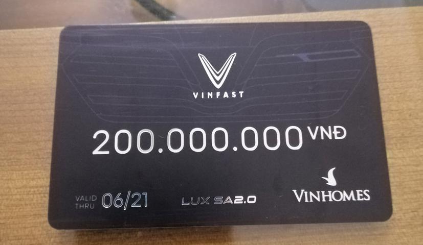 X&#244;n xao VinFast Lux A2.0 được ưu đ&#227;i cả trăm triệu đồng tại đại l&#253; - Ảnh 2