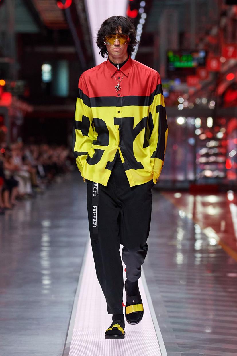 Bộ sưu tập thời trang của si&#234;u xe Ferrari tr&#244;ng sẽ như thế n&#224;o? - Ảnh 12