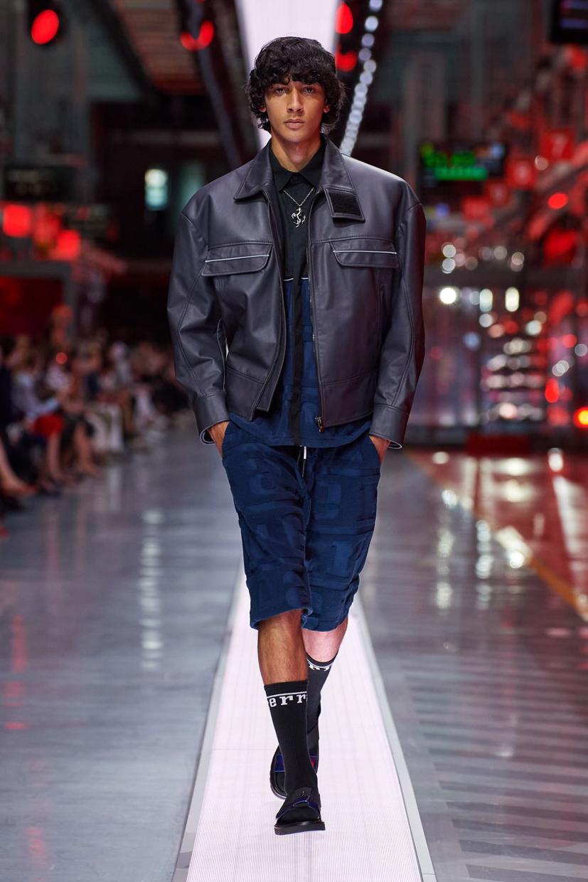 Bộ sưu tập thời trang của si&#234;u xe Ferrari tr&#244;ng sẽ như thế n&#224;o? - Ảnh 8