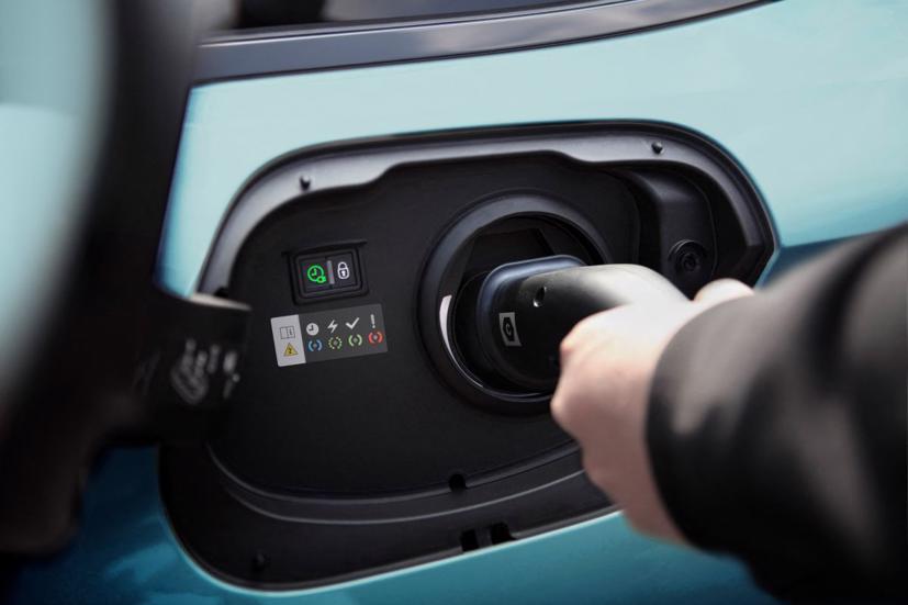 Peugeot 308 SW 2022 ra mắt: Trục cơ sở d&#224;i hơn, khoang h&#224;nh l&#253; 608 l&#237;t - Ảnh 10