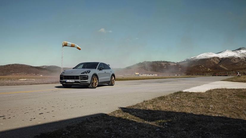 Porsche Cayenne Turbo GT ra mắt: 640 m&#227; lực, tăng tốc 0-100 km/h chỉ trong 3,3 gi&#226;y - Ảnh 9