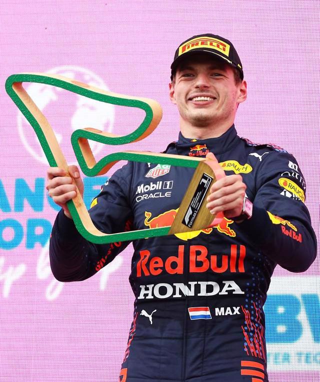 Cựu CEO Formula One không tin Lewis Hamilton sẽ tiếp tục vô địch F1 - Ảnh 2