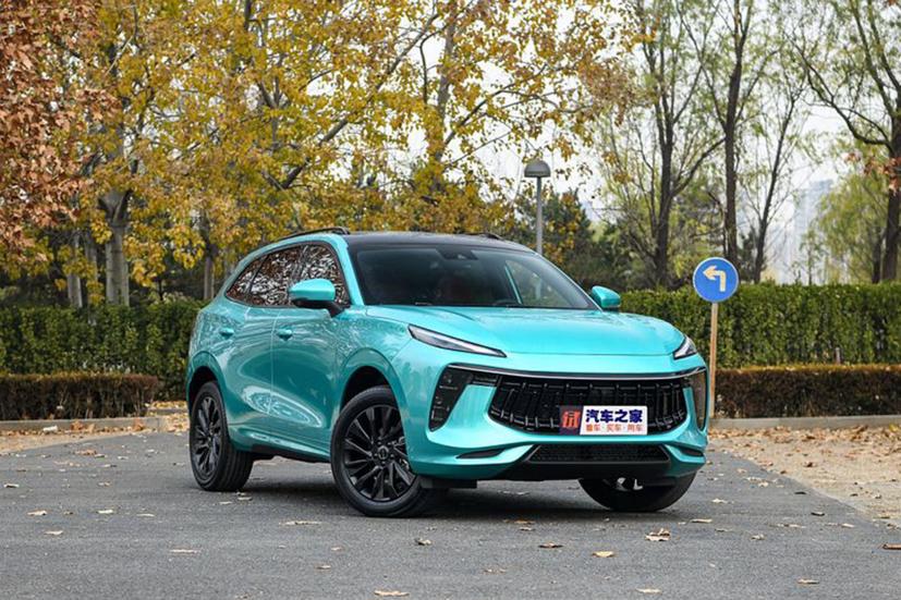 Dongfeng T5 Evo được cho là sẽ cập bến thị trường Việt trong tháng 7 này và sẽ bán ra với giá 769 triệu đồng