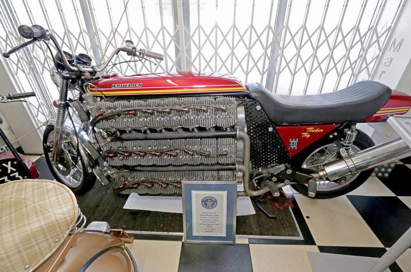 Cận cảnh &quot;qu&#225;i vật&quot; m&#244; t&#244;… 48 xi lanh - Ảnh 2