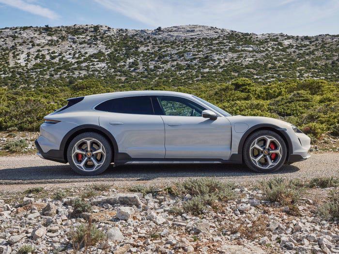 Những xe điện &quot;cool&quot; nhất của Mercedes, Audi, Porsche ... - Ảnh 7