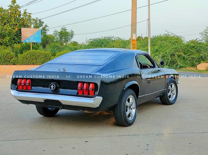 Hyundai Accent "biến hoá" thành Ford Mustang 1969 - Ảnh 2