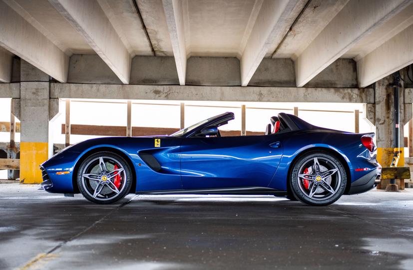 Cận cảnh Ferrari V12 F60 si&#234;u hiếm - Ảnh 1