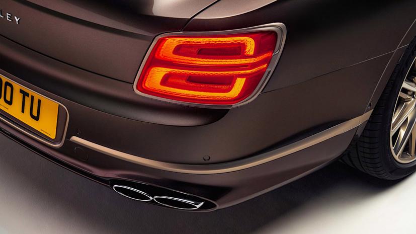Bentley Flying Spur Odyssean Edition hybrid 2022 ra mắt - Ảnh 5