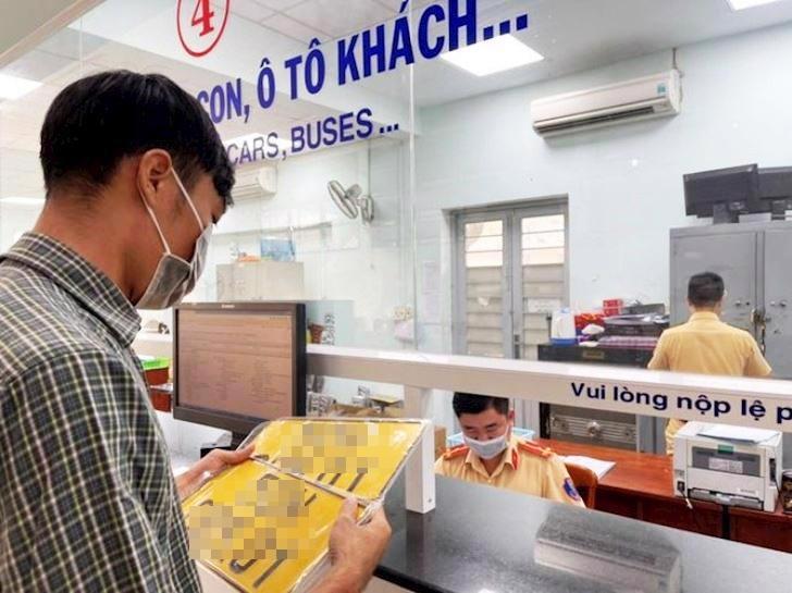 Khi so sánh số lượng cả nước với 147 xe ô tô đăng ký mới của ngày 2/8 sẽ thấy mức này thấp hơn rất nhiều so với mức đăng ký xe của các ngày trước đó như ngày 30/7 là 747 ô tô, ngày 29/7 đạt 869 ô tô.