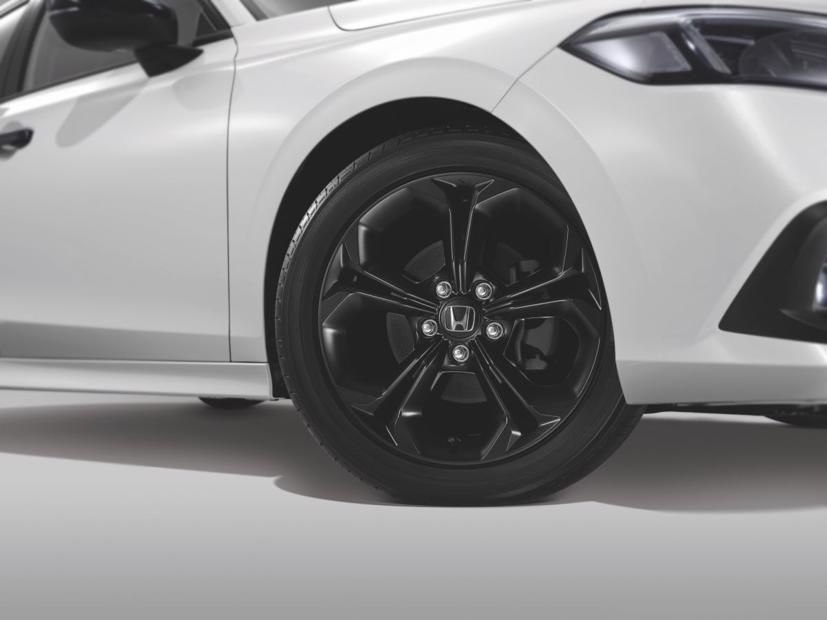 Vừa ra mắt tại Th&#225;i Lan v&#224;i h&#244;m, Honda Civic 2022 đ&#227; lộ diện tại Việt Nam - Ảnh 2