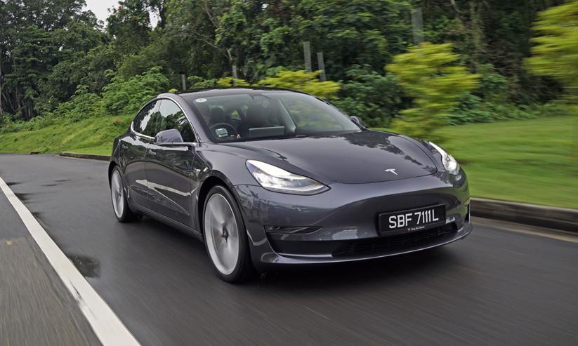 Tesla Model 3 ở Singapore. Ảnh: Carbuyer