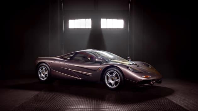 Chiếc xe McLaren F1 đời 1995 được bán đầu giá 20,5 triệu USD