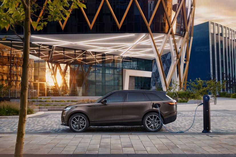 Range Rover Velar Auric Edition 2021 ra mắt tại Ch&#226;u &#194;u - Ảnh 8