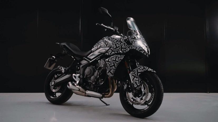 Triumph Tiger Sport 660 h&#233; lộ những h&#236;nh ảnh mới - Ảnh 4