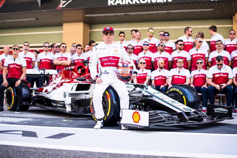 Cựu v&#244; địch F1 Kimi Raikkonen sẽ giải nghệ v&#224;o cuối m&#249;a giải F1 2021 - Ảnh 1