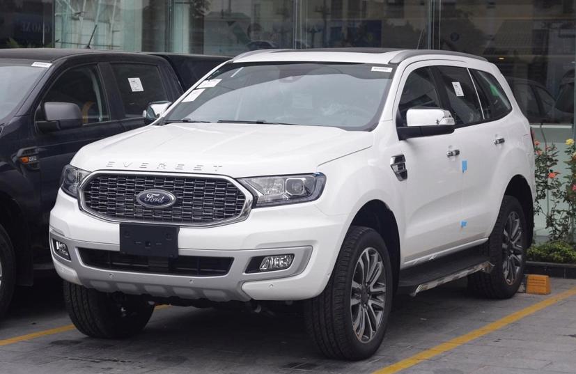 Ford Everest 2021 giảm kỷ lục 110 triệu đồng tại đại l&#253;&#160; - Ảnh 1