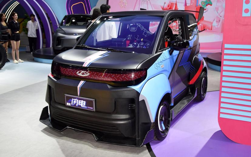 Những mẫu xe kỳ quặc tại triển lãm ô tô ở Trung Quốc - Ảnh 2