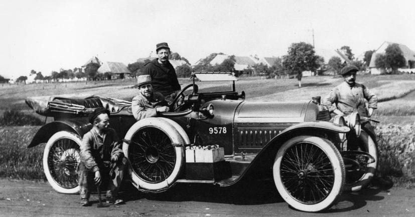 Lịch sử xe Peugeot - h&#227;ng xe l&#226;u đời nhất thế giới - Ảnh 1