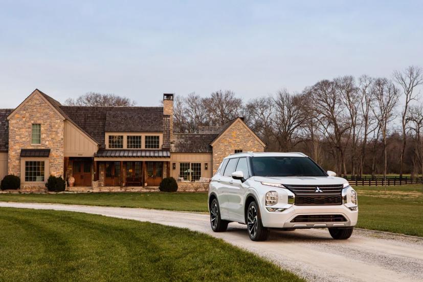 Mitsubishi Outlander SUV 2022 nhận xếp hạng an to&#224;n cao nhất tại Mỹ - Ảnh 3