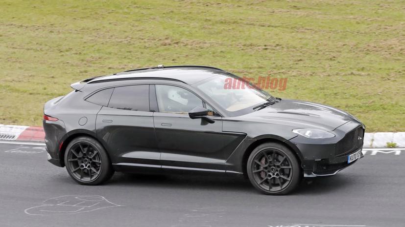 H&#233; lộ h&#236;nh ảnh si&#234;u SUV Aston Martin DBX c&#243; thể sở hữu động cơ mạnh hơn  - Ảnh 2
