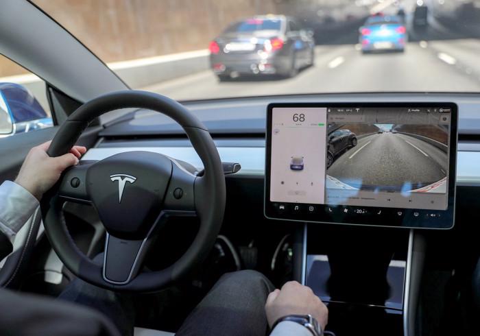 Trung Quốc ngăn dữ liệu ô tô thông minh tuồn ra nước ngoài - Ảnh 1