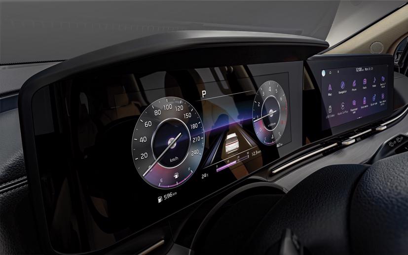 Kia Carnival 2022 &quot;lột x&#225;c&quot;, gi&#225; từ 1,199 tỷ đồng - Ảnh 4