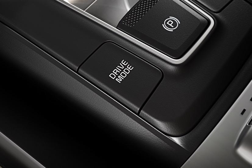 Kia Carnival 2022 &quot;lột x&#225;c&quot;, gi&#225; từ 1,199 tỷ đồng - Ảnh 6