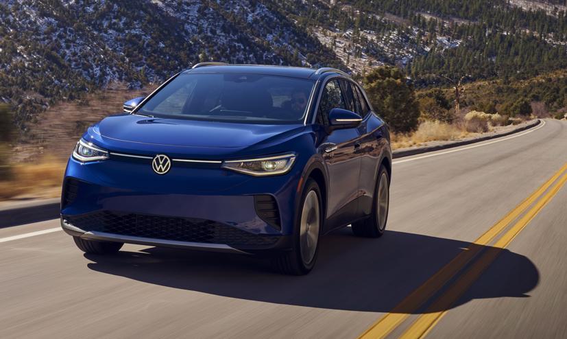 CEO Volkswagen: “Cắt giảm 30.000 việc làm nếu chậm chuyển đổi sang xe điện” - Ảnh 1