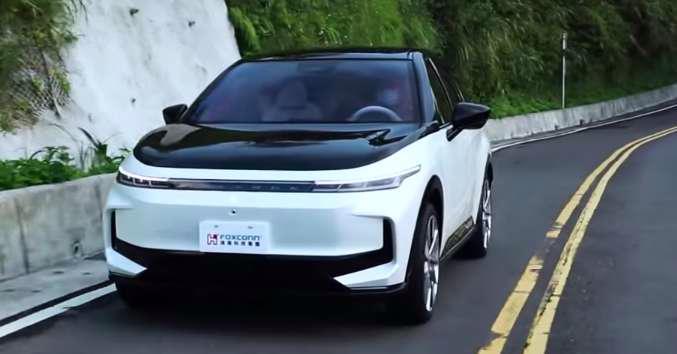 Foxconn “nh&#225; h&#224;ng” bộ ba xe điện mới trước ng&#224;y ra mắt - Ảnh 1
