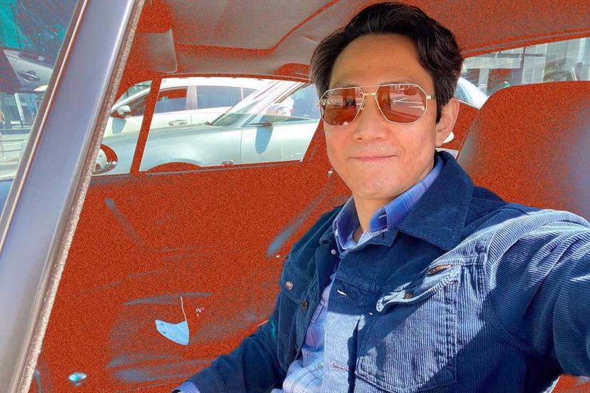 Seong Gi-hun, nhân vật chính trong Squid Game, đã dùng tiền kiếm được từ bộ phim này, mua một chiếc Porsche 911.