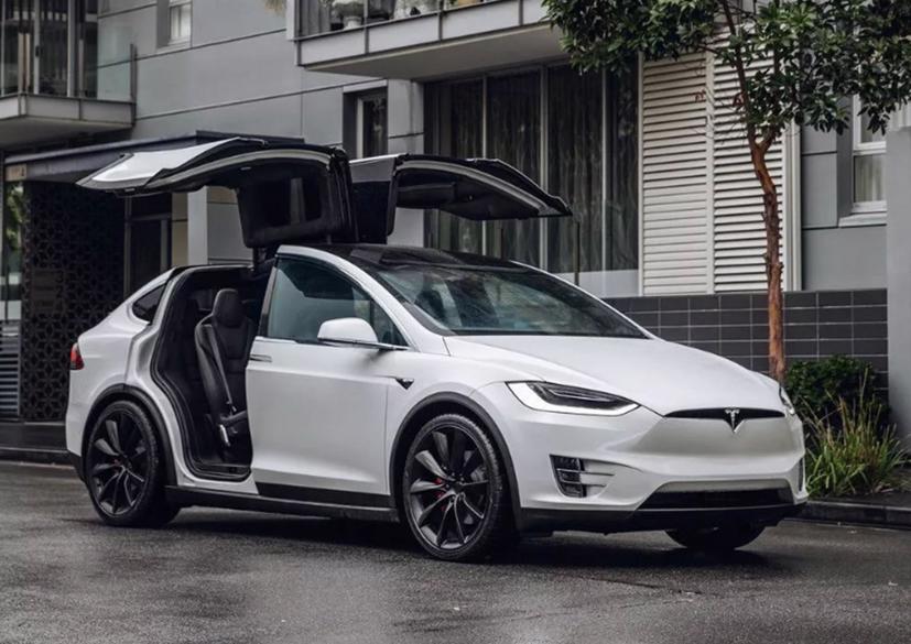 Vì sao khách hàng trung thành với Tesla? - Ảnh 1