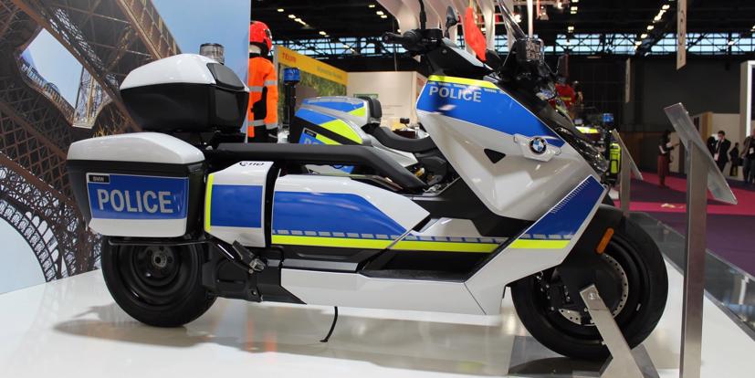 BMW giới thiệu xe tay ga “đặc chủng” cho cảnh sát - Ảnh 2