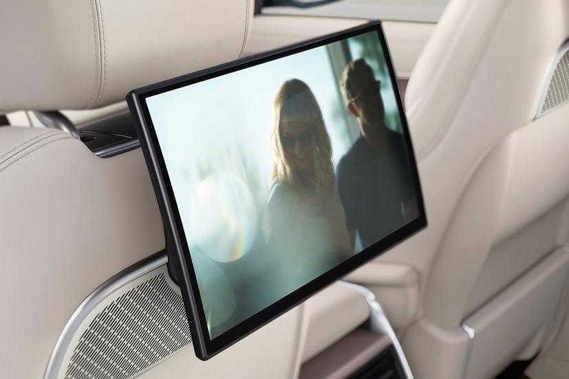 Range Rover 2022 ch&#237;nh thức ra mắt: Ngoại h&#236;nh mượt m&#224;, hiện đại hơn - Ảnh 7