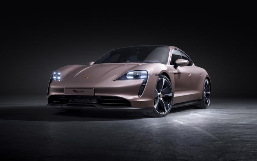 Porsche Taycan có thể sạc 80% chỉ trong 10 phút trong tương lai - Ảnh 1