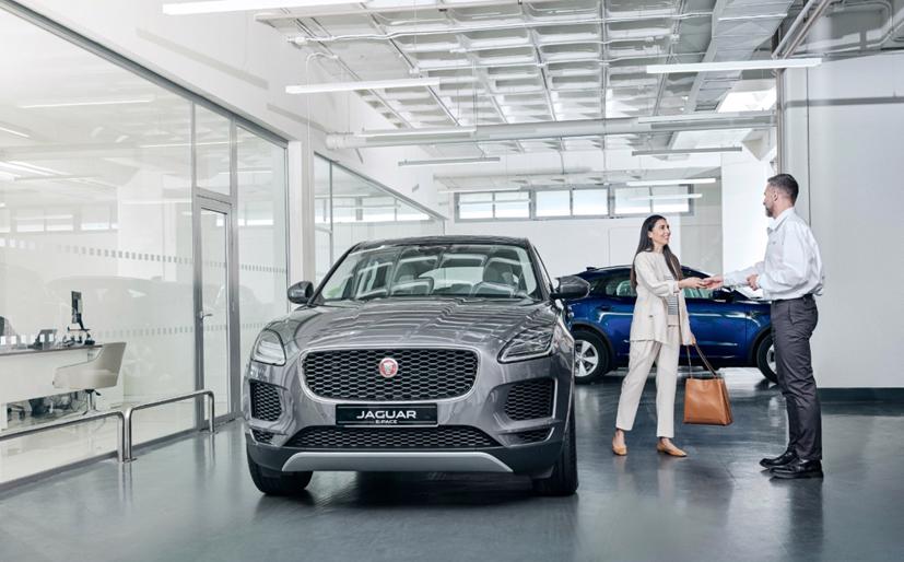 Jaguar Land Rover dành nhiều ưu đãi dịp cuối năm cho khách hàng mua xe - Ảnh 1