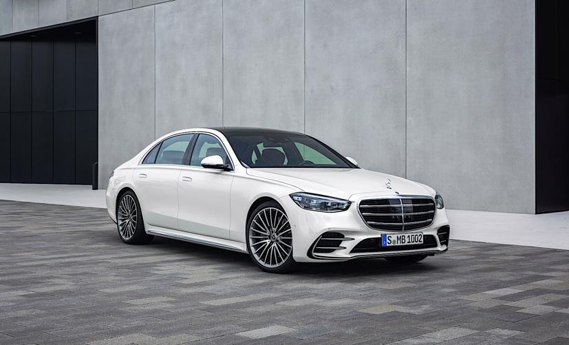 Mercedes triệu hồi S-Class mới v&#236; sự cố động cơ ngừng hoạt động - Ảnh 1