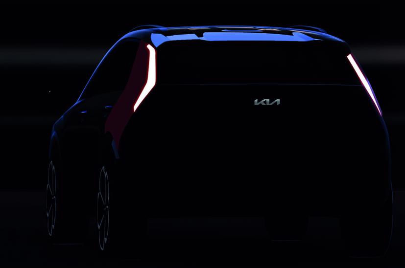 Kia Niro 2022 “nh&#225; h&#224;ng” trước ng&#224;y ra mắt - Ảnh 2