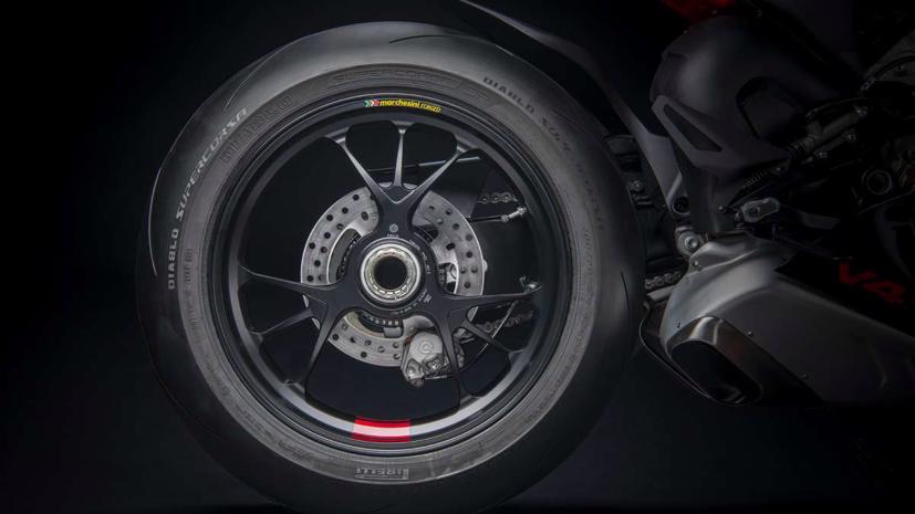 Ducati Panigale V4 2022 ra mắt - C&#244;ng suất 215,5 m&#227; lực, nhiều cập nhật mới - Ảnh 6