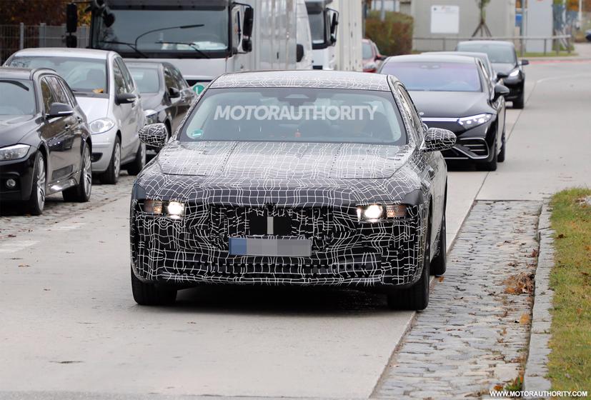 Lộ ảnh BMW i7 2023 - Phi&#234;n bản xe điện 7-Series thế hệ tiếp theo - Ảnh 2