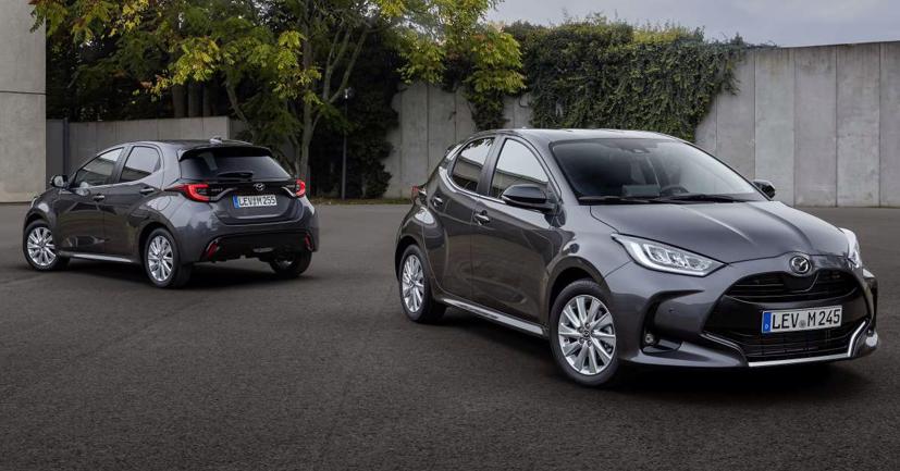 Mazda 2 Hybrid 2022 lộ diện - Ảnh 1