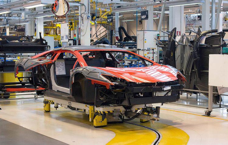 Những quy định nghi&#234;m ngặt mọi nh&#226;n vi&#234;n phải tu&#226;n thủ khi l&#224;m việc tại Lamborghini - Ảnh 11