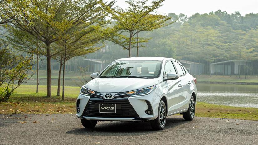 Toyota Vios giảm gi&#225; tới 45 triệu đồng, quyết gi&#224;nh &quot;ng&#244;i vương&quot; doanh số - Ảnh 1