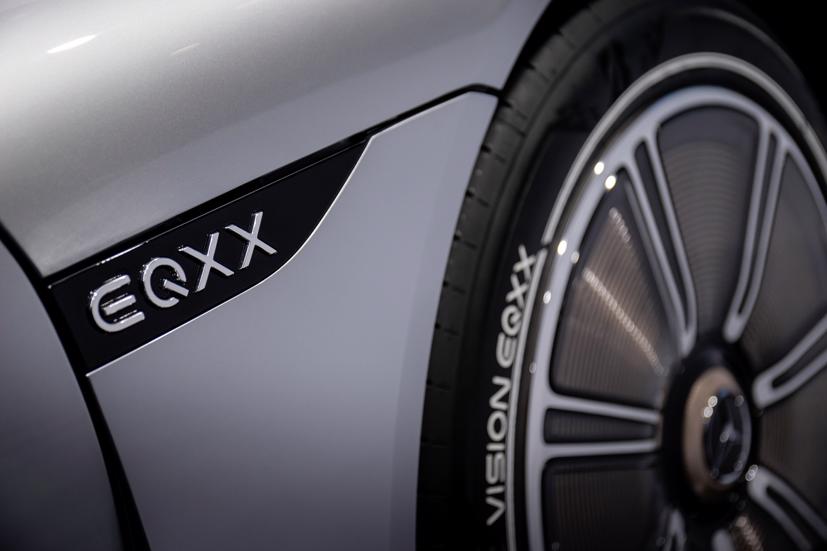 Mercedes-Benz ra mắt nguy&#234;n mẫu VISION EQXX: Phạm vi hoạt động 1.000km, hệ số cản ấn tượng - Ảnh 6