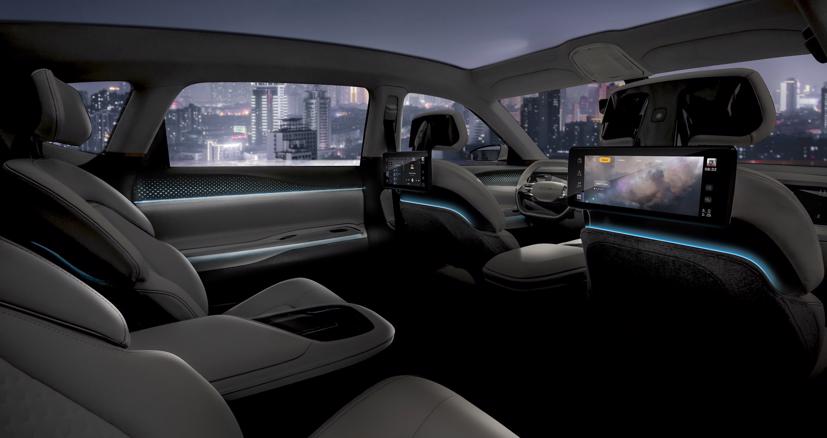 CES 2022: Chrysler ra mắt Airflow Concept, sẽ chỉ ph&#225;t triển EV v&#224;o năm 2028 - Ảnh 8