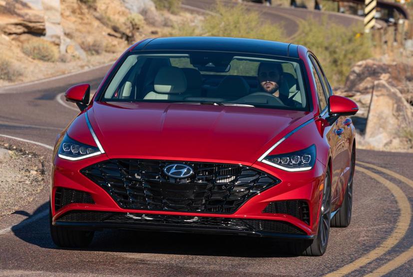 Hyundai triệu hồi hơn 26.000 xe Elantra, Santa FE v&#224; Sonata đời 2020, 2021 - Ảnh 1