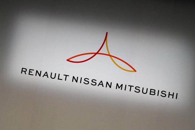 Renault, Nissan, Mitsubishi sắp công bố kế hoạch xe điện 2030 - Ảnh 1