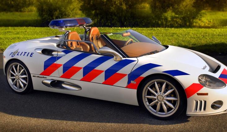 10 xe cảnh sát tốc độ nhất thế giới - Ảnh 6